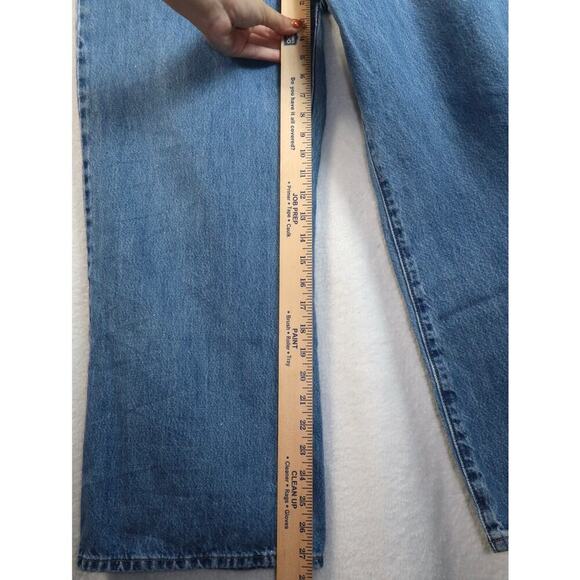 Levi’s High Waisted Straight Size 32 x 27 Distressed Side Butt R Red Tab - Picture 9 of 9